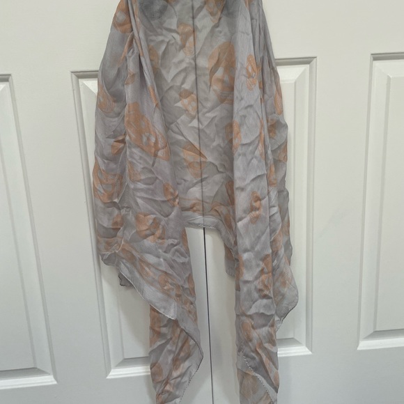 Alexander McQueen Scarf - Picture 2 of 3